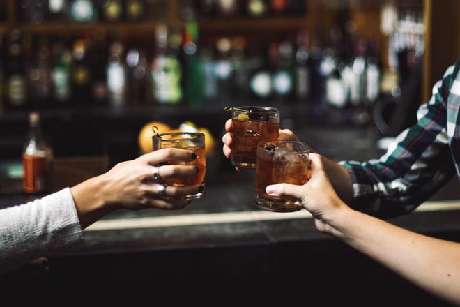 iew｜202511月品见回顾与瞭望j9九游会登录Monthly Rev(图2)